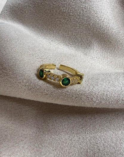Emerald Glow Ring