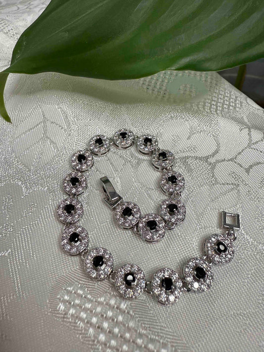 Halo Bracelet | Μαύρες Ροζέτες |